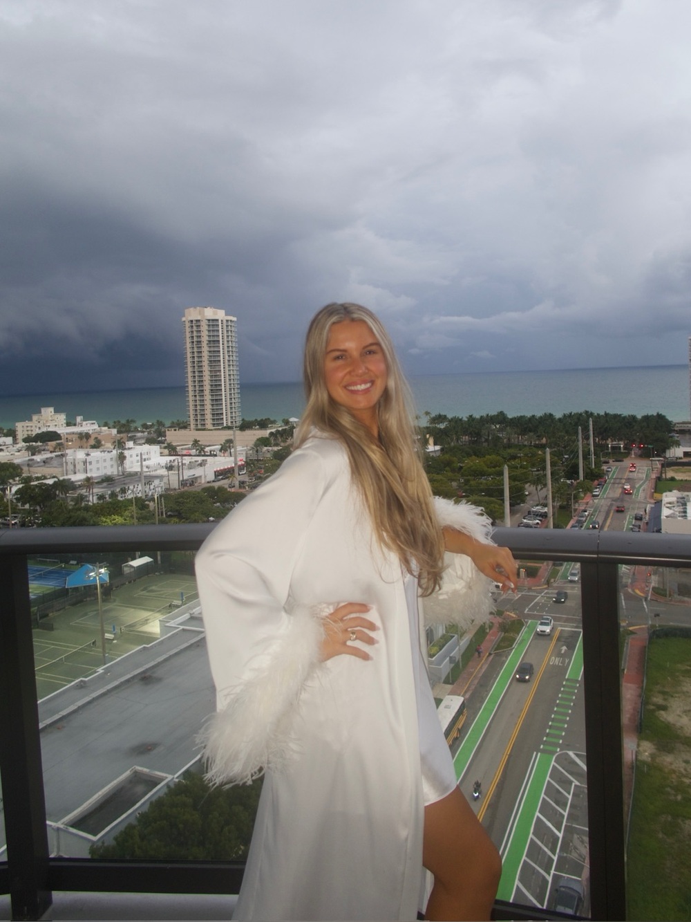 The Robe - Ciara Robe - Picture 2 of 3